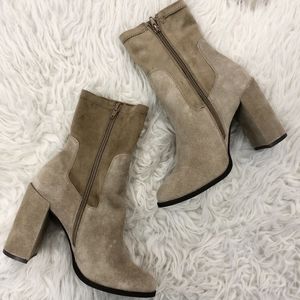 Chinese Laundry Capricorn booties